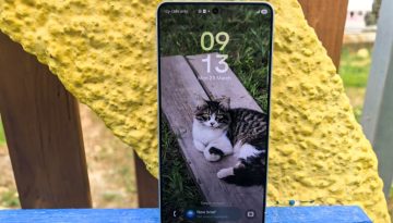 Έ&nu;&alpha; &kappa;&omicron;&rho;&upsilon;&phi;&alpha;ί&omicron; &pi;ά&nu;&epsilon;&lambda; OLED &sigma;&tau;&omicron; Galaxy S27 Ultra &ndash; MyPhone.gr