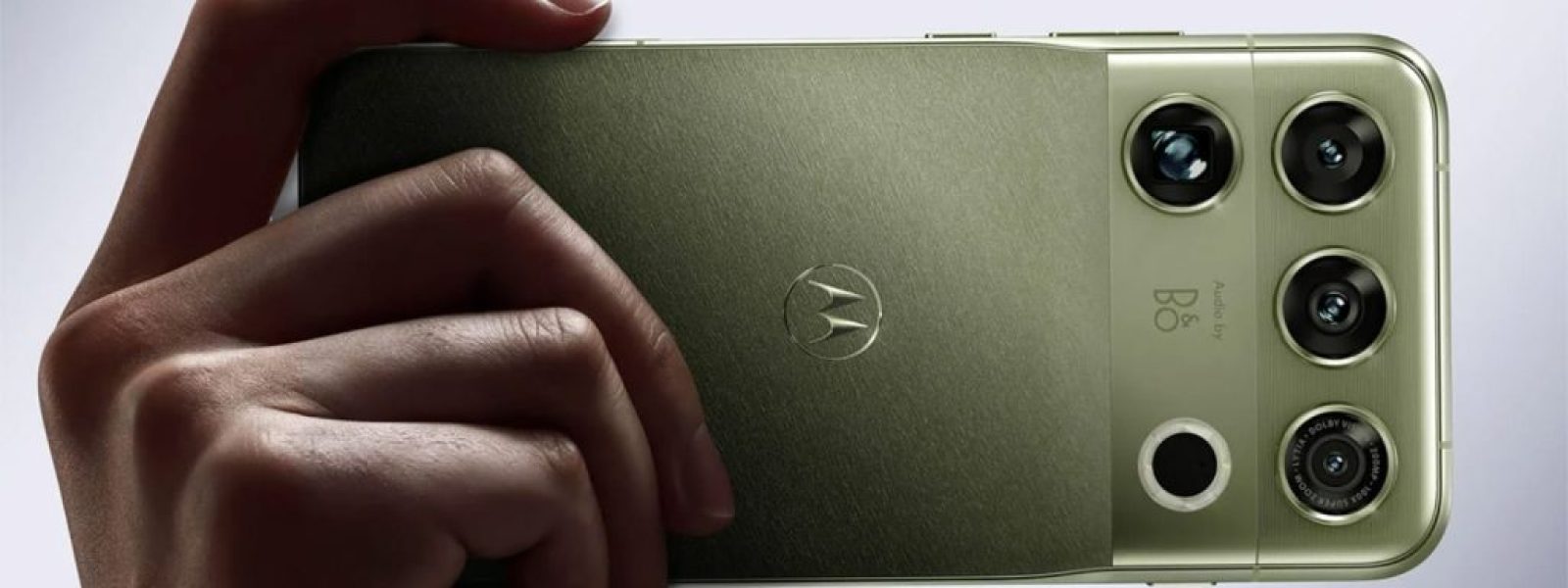 GrapheneOS: &Tau;&omicron; Motorola Signature 27 &epsilon;ί&nu;&alpha;&iota; &tau;&omicron; &pi;&rho;ώ&tau;&omicron; &kappa;&iota;&nu;&eta;&tau;ό &epsilon;&kappa;&tau;ό&sigmaf; Pixel