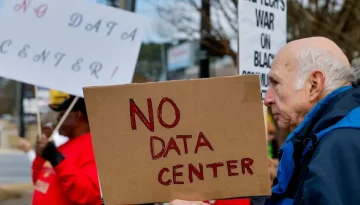 AI Data Centers: &Eta; EPA &alpha;&lambda;&lambda;ά&zeta;&epsilon;&iota; &tau;&omicron;&upsilon;&sigmaf; &kappa;&alpha;&nu;ό&nu;&epsilon;&sigmaf; &gamma;&iota;&alpha; &tau;&eta; &rho;ύ&pi;&alpha;&nu;&sigma;&eta; &kappa;&alpha;&iota; &tau;&eta; &delta;&eta;&mu;ό&sigma;&iota;&alpha; &delta;&iota;&alpha;&beta;&omicron;ύ&lambda;&epsilon;&upsilon;&sigma;&eta; &ndash; Techmaniacs