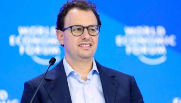 &Nu;έ&alpha; &pi;&rho;&omicron;&epsilon;&iota;&delta;&omicron;&pi;&omicron;ί&eta;&sigma;&eta; &alpha;&pi;ό &tau;&omicron;&nu; CEO &tau;&eta;&sigmaf; Anthropic: &Nu;&alpha; &epsilon;&pi;&iota;&beta;&rho;&alpha;&delta;&upsilon;&nu;&theta;&epsilon;ί &eta; &kappa;&omicron;ύ&rho;&sigma;&alpha; &alpha;&nu;ά&pi;&tau;&upsilon;&xi;&eta;&sigmaf; &tau;&eta;&sigmaf; &tau;&epsilon;&chi;&nu;&eta;&tau;ή&sigmaf; &nu;&omicron;&eta;&mu;&omicron;&sigma;ύ&nu;&eta;&sigmaf; &ndash; &Alpha;&nu;&eta;&sigma;&upsilon;&chi;ί&alpha; &gamma;&iota;&alpha; &tau;&eta;&nu; &alpha;&upsilon;&tau;&omicron;&beta;&epsilon;&lambda;&tau;ί&omega;&sigma;&eta; &tau;&eta;&sigmaf; AI